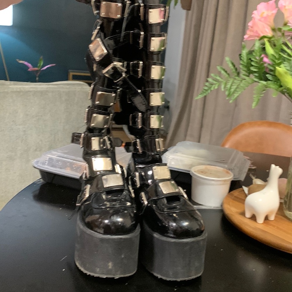 black 4 inch platform boots